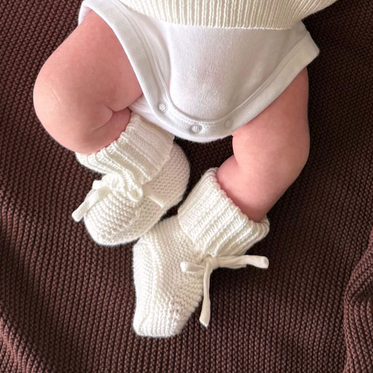 Chunky Knit Baby Booties - Ivory